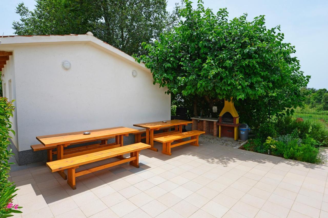 Apartments Ella بوريتش المظهر الخارجي الصورة